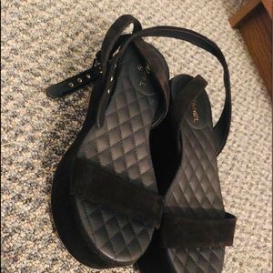 Price is firm ! Chanel platform Sandal